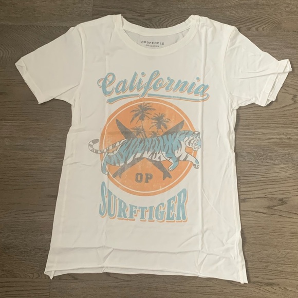 Recycled Karma California Surftiger Boyfriend Tee - Size M - White -NWOT - Picture 3 of 9